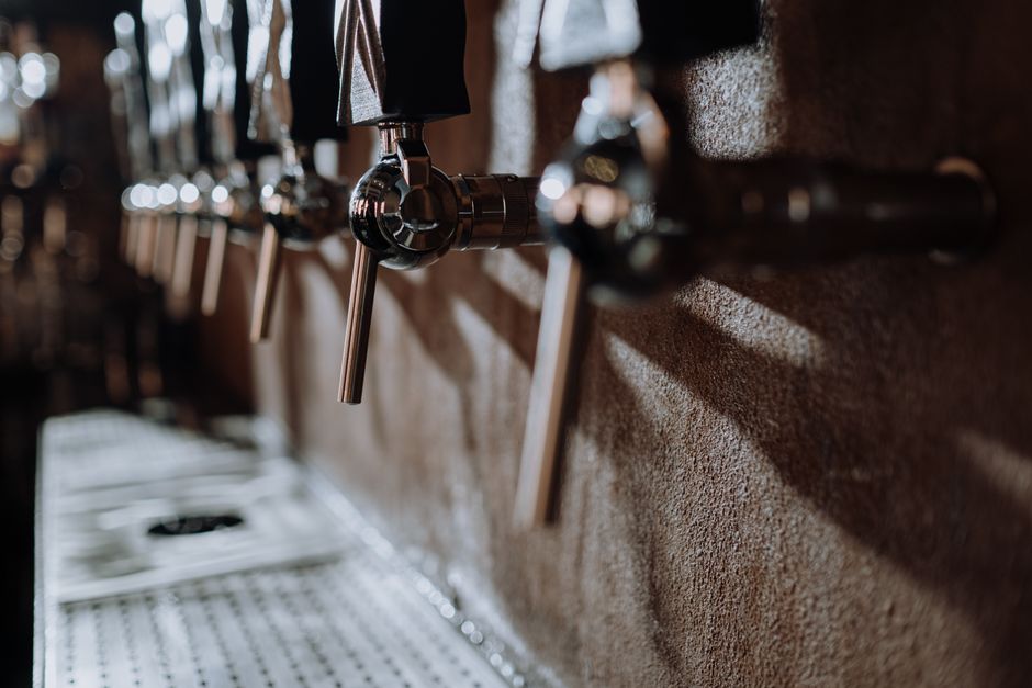 Layover Taproom Plan